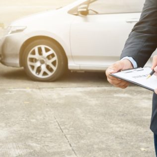 فوائد تأمين السيارات المستأجرة