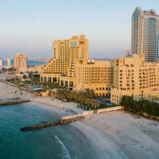 شاطئ في عجمان، الإمارات