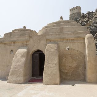 EXPERIENCE THE BEST OF FUJAIRAH ATTRACTIONS IN 24 HOURS