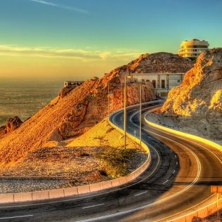 6 BEST ROADS FOR DRIVING IN THE UAE