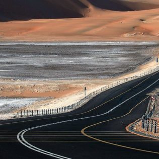 TAKING A ROAD TRIP FROM DUBAI TO LIWA