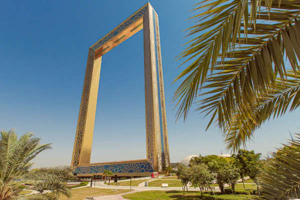 Iconic Skyscraper Dubai Frame